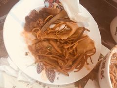 -何鲜菇火锅(大营盘店)