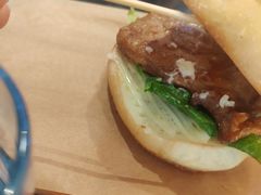 -必胜客(滨江店)