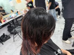 -首脑美容美发化妆美甲培训学校(龙岗校区)