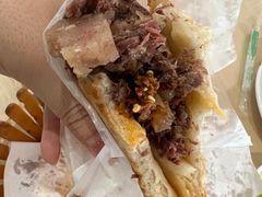-闫家驴肉老店(华电一校店)