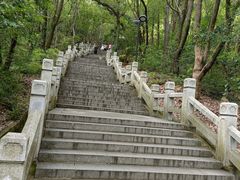 -灵岩山风景区