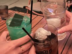 -Mx.cocktail bar