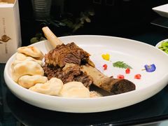 -璞御·海鲜·雪花牛肉局(宾水西道店)