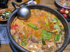 -贵厨酸汤牛肉(花果园国际中心店)