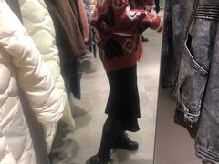 -URBAN REVIVO(西安Momopark店)