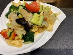 -缘福乡村铁锅炖民宿(八达岭店)
