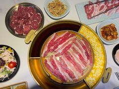 -猪啊牛呀羊啊铜盘烤肉(正大广场店)