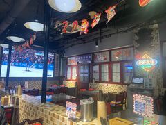 -马路牙子烧烤音乐酒馆(望京店)