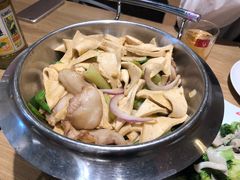 -秦香阁·西北家常菜(徐汇日月光中心店)