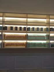 -Bollins波林丝•专研护发中心