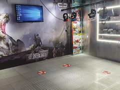 -VR+乐园·VR电竞·家庭亲子·密室逃脱·轰趴团建