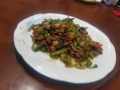 -李连贵酒家熏肉大饼(昆明街店)