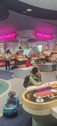 -奈尔宝家庭中心·亲子餐厅(北京东坝万达店)