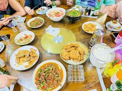 -芦茨金富饭庄·25年老字号·专做稻草鸡