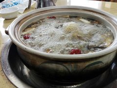 -东巴谷野生菌火锅餐厅