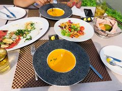 牛油果色拉-Kathleen's Waitan 凯圣琳江景西餐厅(外滩店)