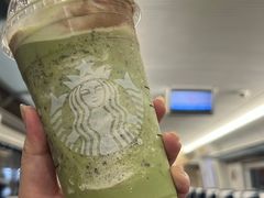 -星巴克(广州南站A18检票口楼上)