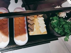 -辣伍鲜毛肚老火锅(元一店)