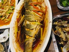 清蒸鲈鱼-威海小海鲜大排档胖哥烧烤(双井店)