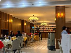 -鹏城人家海鲜酒家·23年老字号(较场尾店)