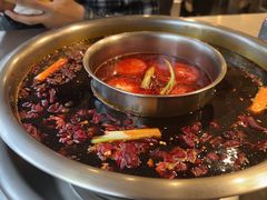 鸳鸯锅-大虎老火锅(直港大道店)