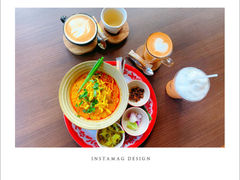 -Chom Cafe and Restaurant