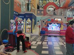 -MELAND CLUB亲子乐园·派对·餐厅(北京芳圆里ID MALL店)