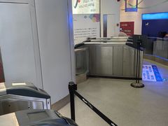 -冰纷万象滑冰场(二七万象城店)