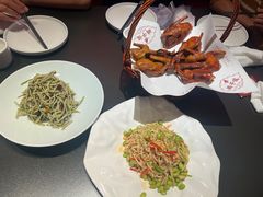 -鸽子侯·家宴·平价海鲜(市图书馆店)