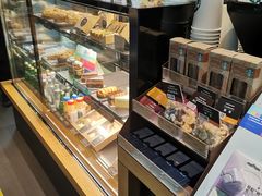 面包甜点陈列柜-星巴克(杭州东站东到达店)