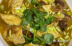 Braised Pork with Egg Cake