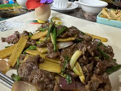 -食德喜·阳山鸡王食研基地