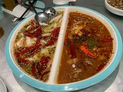 -姚姚酸菜鱼·金戈戈香港豉油鸡(喜荟城联名店)