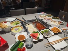 -海底捞火锅鲜切牛肉主题店(长寿路店)