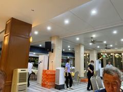 -鹏城人家海鲜酒家·23年老字号(较场尾店)