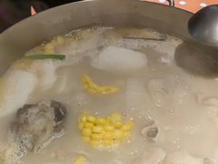 -肥仔文澳门猪骨煲(南京西路店)