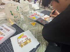 -郑在DIY·潮玩银饰绘画手作(中央大道旗舰店)