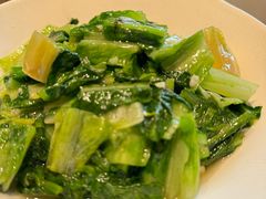 -头上红煨盐鸡·非遗院子餐厅