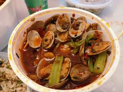 -凤凰路何眼镜香辣蟹(花果园店)