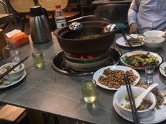 -东记炭炉·海鲜鸡煲(龙华店)