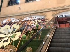 -燕莎奥特莱斯购物中心