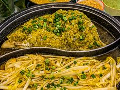 -阿瓦山寨·湘菜现炒·剁椒鱼头王(咸阳总店)