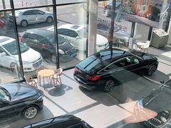 -上海宝信宝马4S店