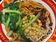 -魔都三兄弟酸辣粉·蘸卤炸串(虹桥万科店)