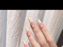-悦指间美甲美睫