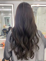 -镁连社·美联社