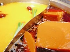 -小天鹅火锅·一线江景洪鼎旗舰店(洪崖洞店)