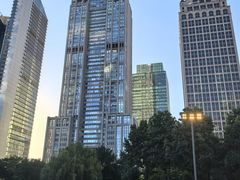 -陆家嘴中心绿地