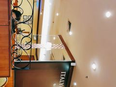 -萨莉亚意式餐厅(新洲家乐福店)