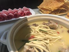-小骨煲金华砂锅(转塘金街美地店)